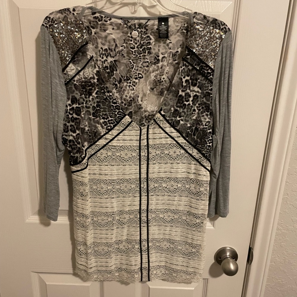 BKE 3 Quarter Sleeve Top